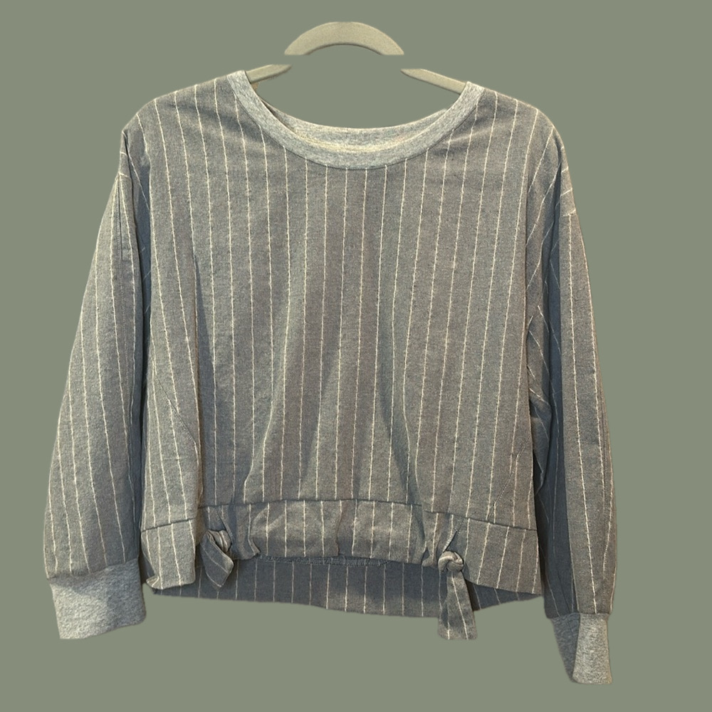 Unbranded size small unique boutique top